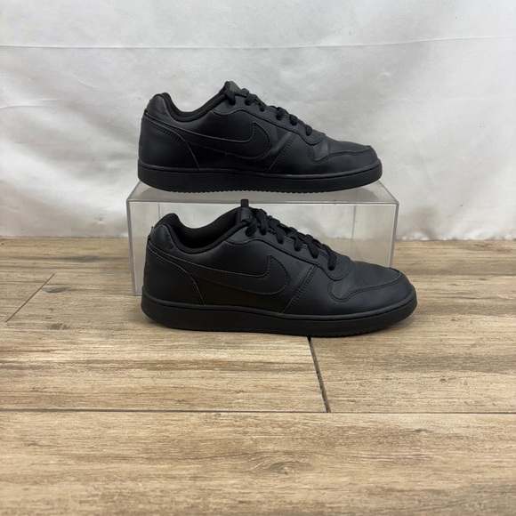 Nike Ebernon Low‎ top running shoes 'Triple Black' Comfort AQ1775-003-Men's 8 - Picture 1 of 10